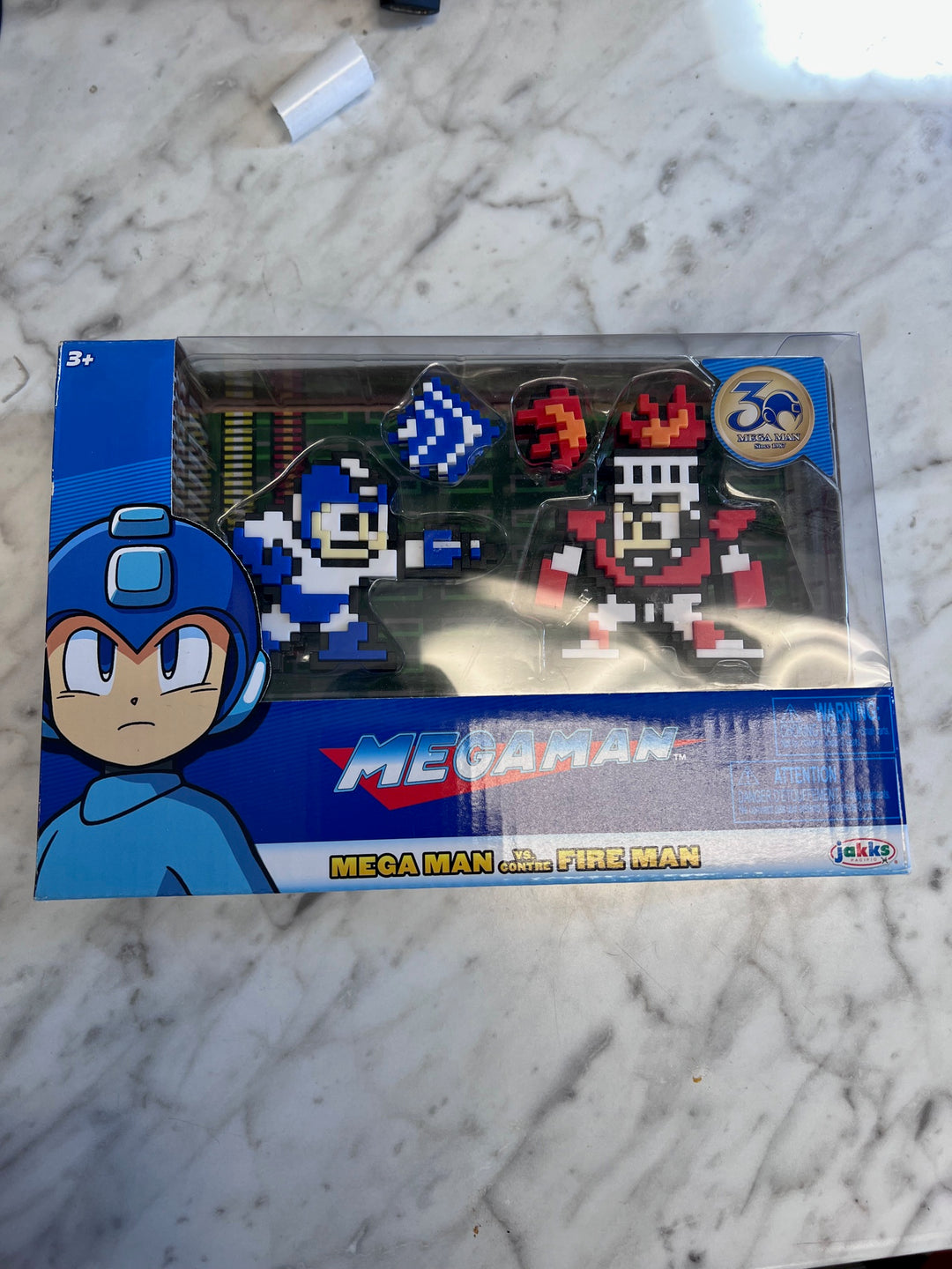 NEW Jakks Pacific Mega Man Classic 8-Bit 2-Pack Mega Man vs Fire Man 2018  NA91025
