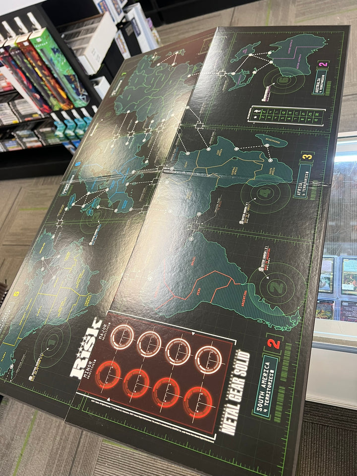 Risk Metal Gear Solid Collector's Edition Board Game (Complete)  UT63026