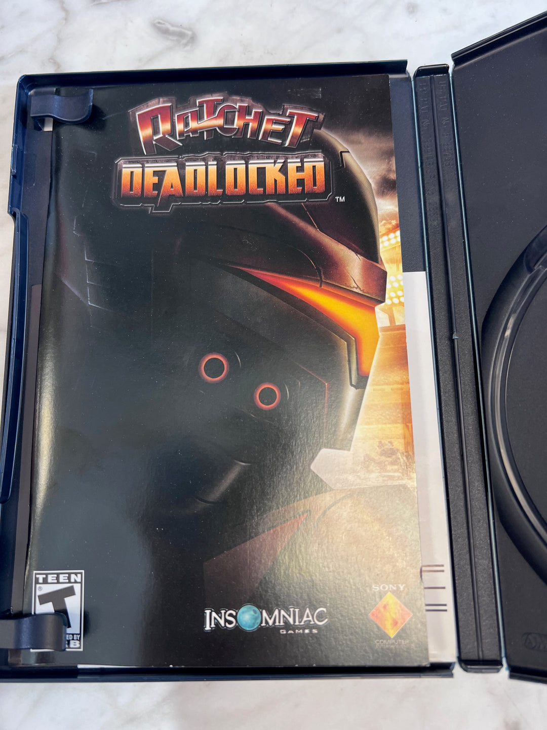 Ratchet Deadlocked PS2 CASE AND MANUAL ONLY CO91025
