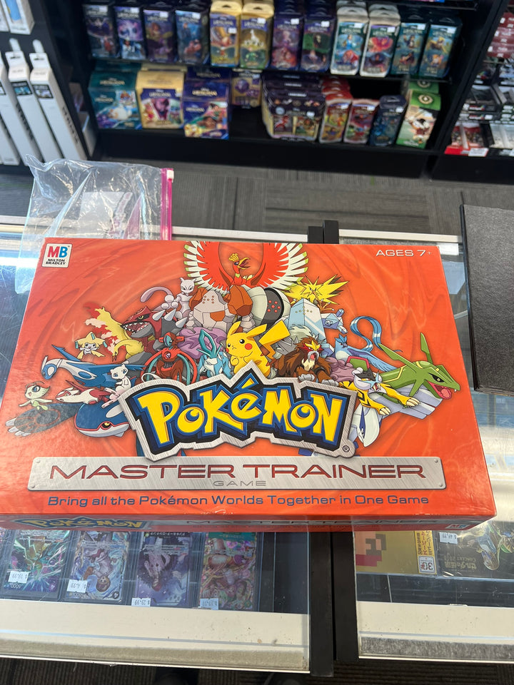 Pokemon Master Trainer Board Game 2005  Missing 2 Chips   UT63026