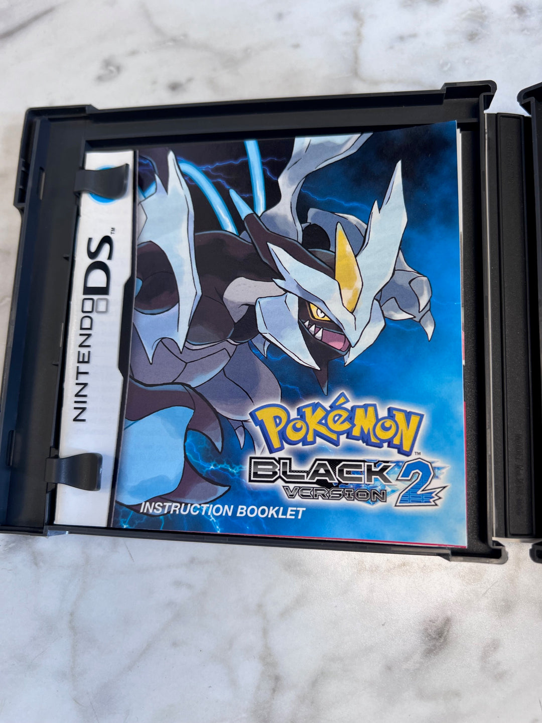 Pokemon Black Version 2 Nintendo DS CASE & MANUAL ONLY CO91025