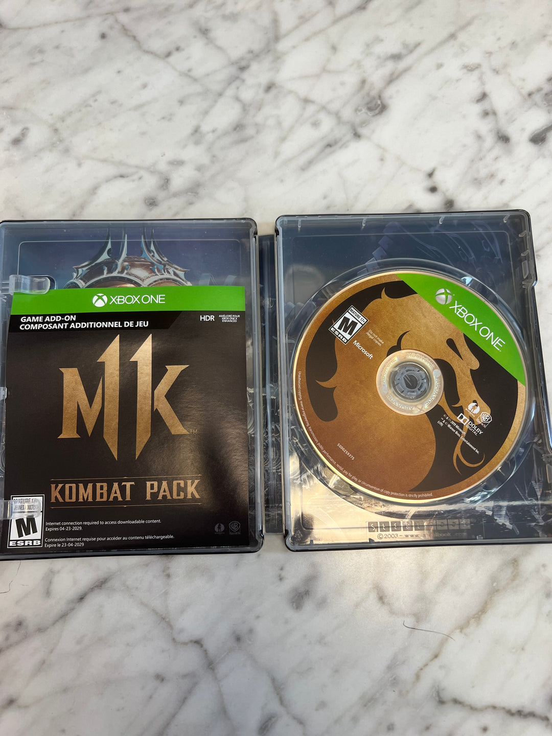 Mortal Kombat 11 Xbox One Steelbook Complete with Game    DO61624