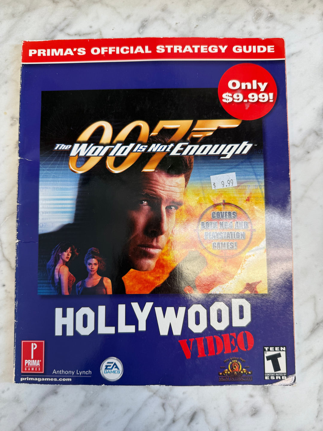 007 The World Is Not Enough - Prima's Official Strategy Guide ST6426