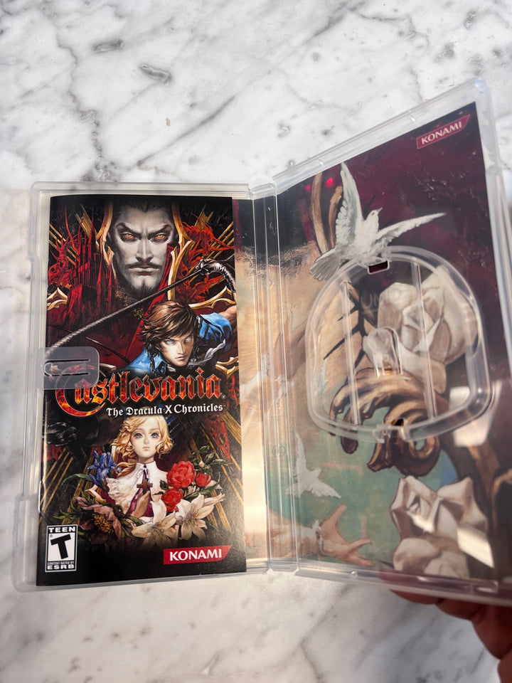 Castlevania Dracula X Chronicles PSP Playstation Portable CASE & MANUAL ONLY CO123125