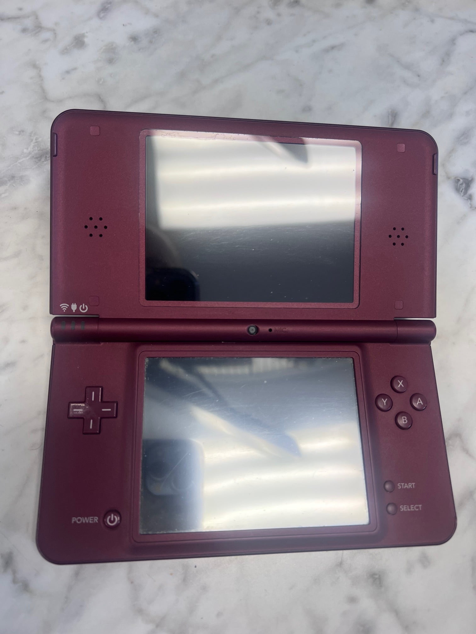 Nintendo DSi Console CON72825 – Core Gaming