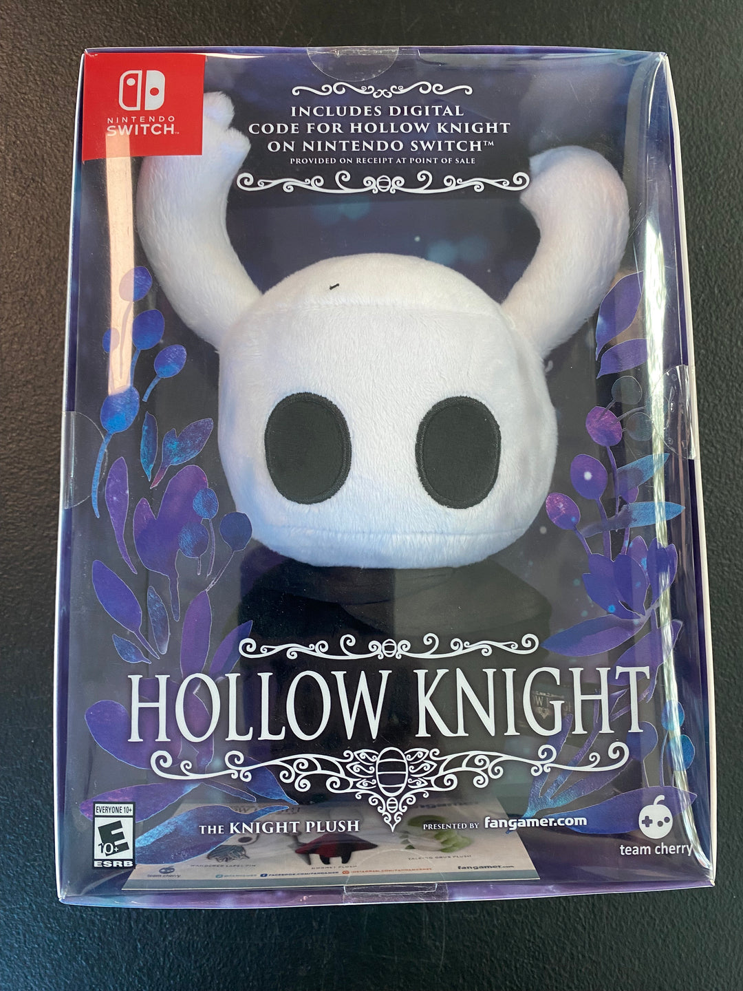 Hollow Knight [Knight Plush Bundle] - Nintendo Switch GAME NOT INCLUDED