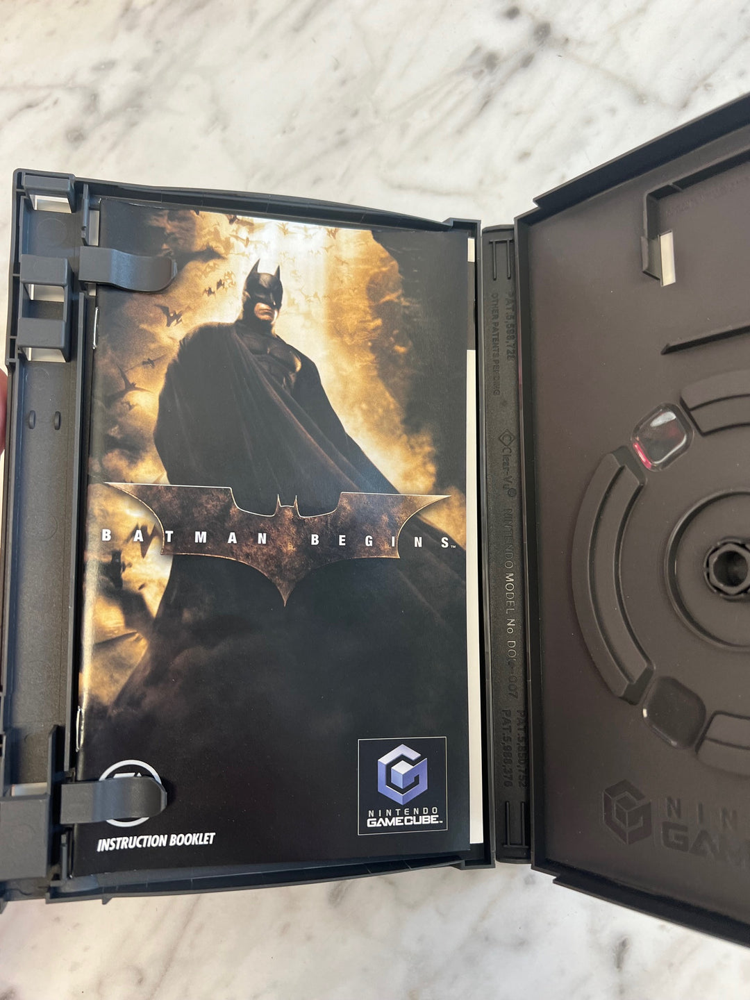 Batman Begins for Nintendo Gamecube Case and Manual ONLY D12124