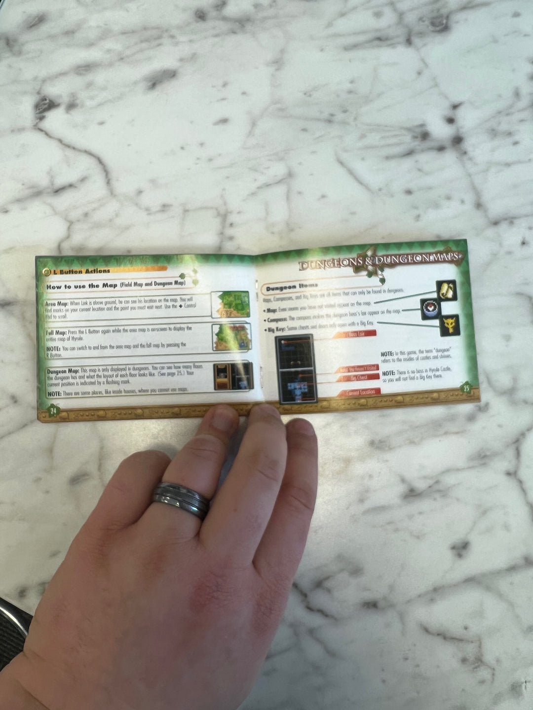 Legend of Zelda A Link to the Past Four Swords for GameBoy Advance MANUAL ONLY    MO12224