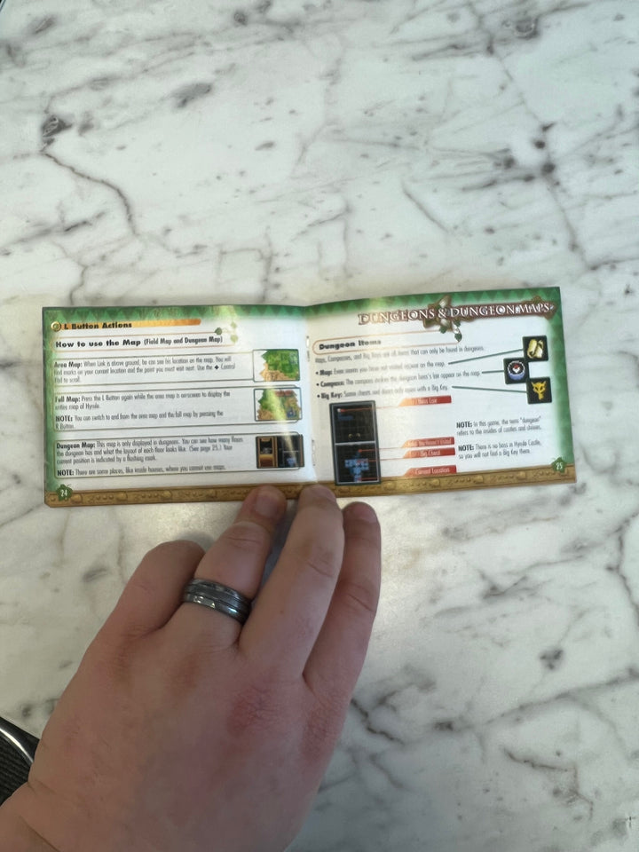 Legend of Zelda A Link to the Past Four Swords for GameBoy Advance MANUAL ONLY    MO12224