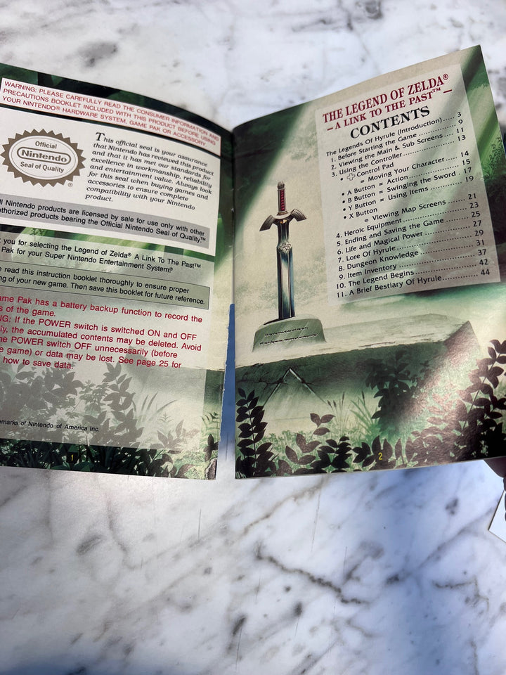 The Legend of Zelda A Link to the Past Torn Back Cover MANUAL ONLY MO91725