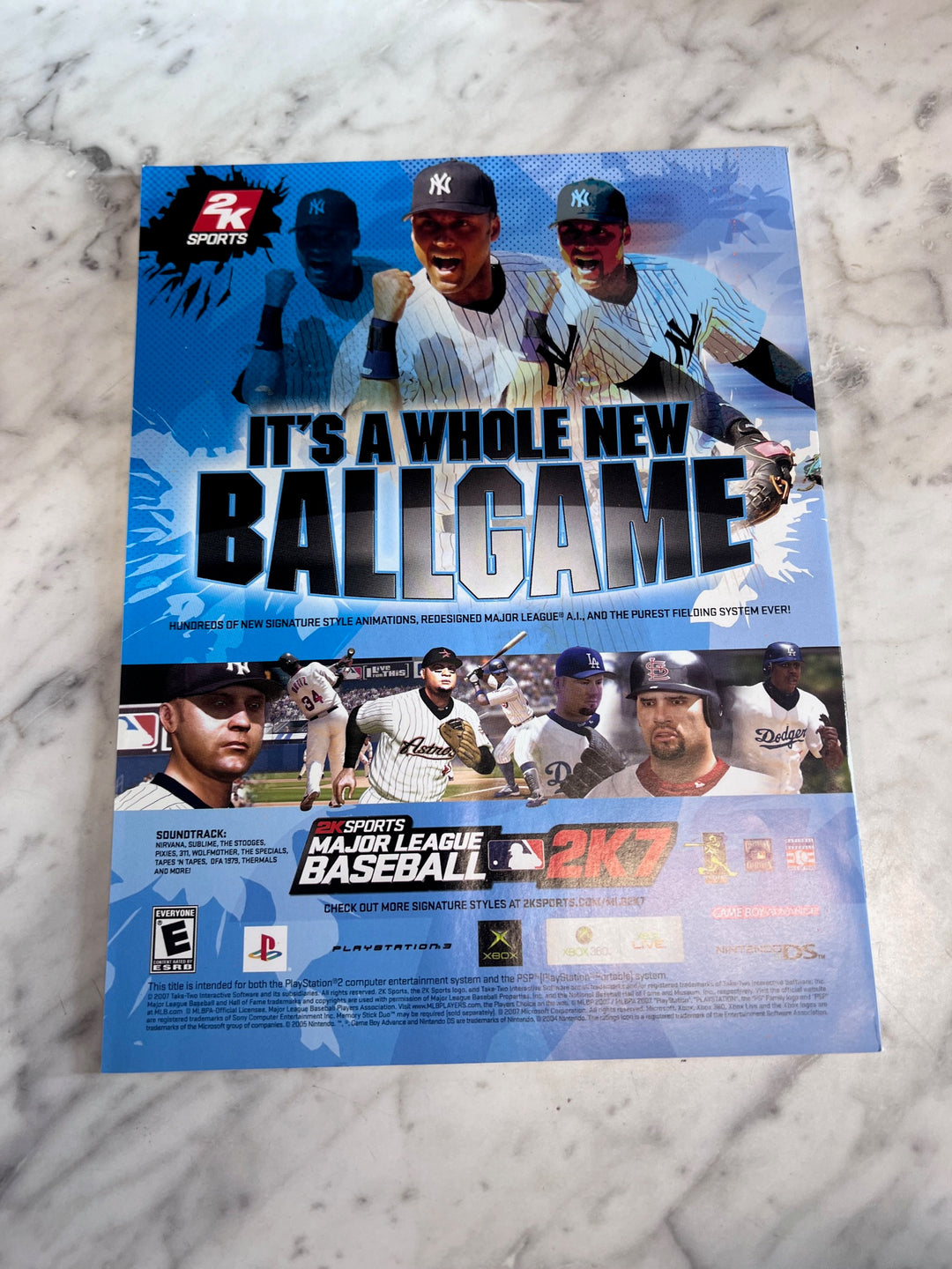 Official Xbox Magazine March 2007 (No demo disc!)  MAG1826