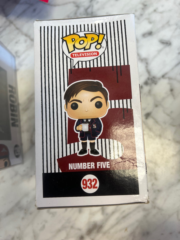 Funko Pop! Number Five #932 The Umbrella Academy FP4125