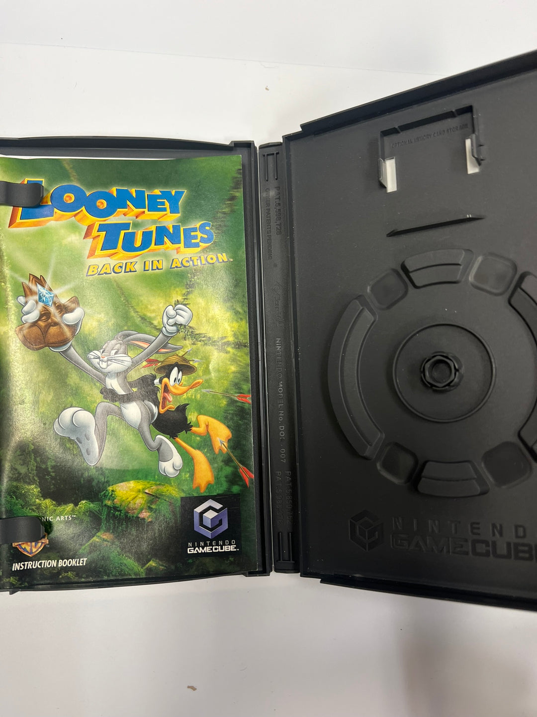 Looney Tunes Back in Action Nintendo Gamecube Case & Manual ONLY CO71326