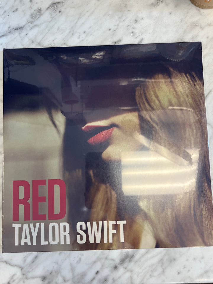 Taylor Swift - Red Vinyl Record VR9524