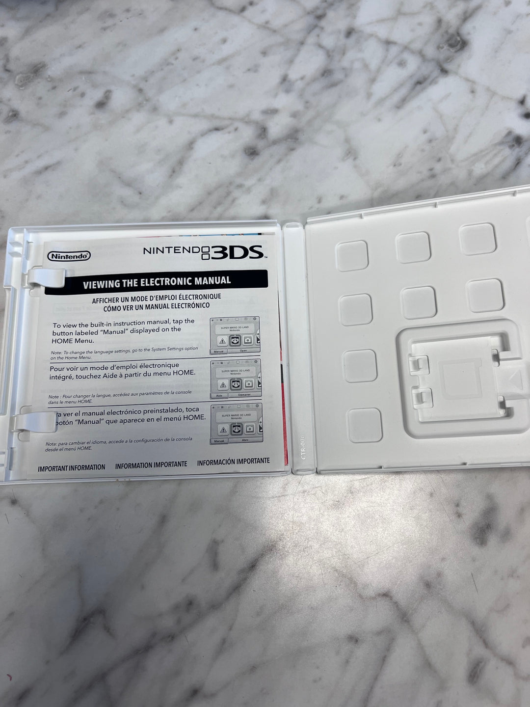 Yoshi's New Island Nintendo 3DS CASE ONLY   CO92325