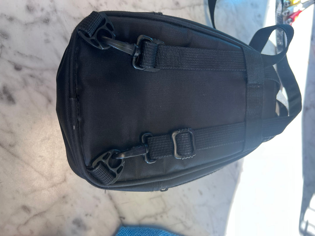 Official Nintendo DS and Gameboy Advance Carrying Case Mini Backpack Style UA11326