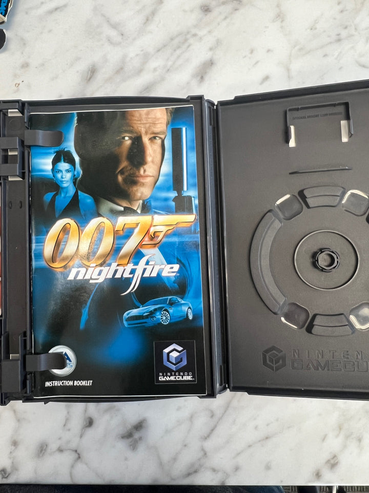 007 Nightfire for Nintendo Gamecube CASE AND MANUAL ONLY CO121224