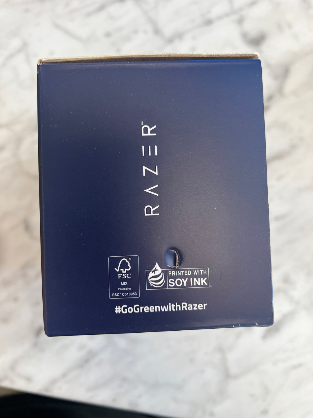 Razer Quick Charging Stand for PS5 Playstation 5 Dual Sense Controller Red  ACC91124