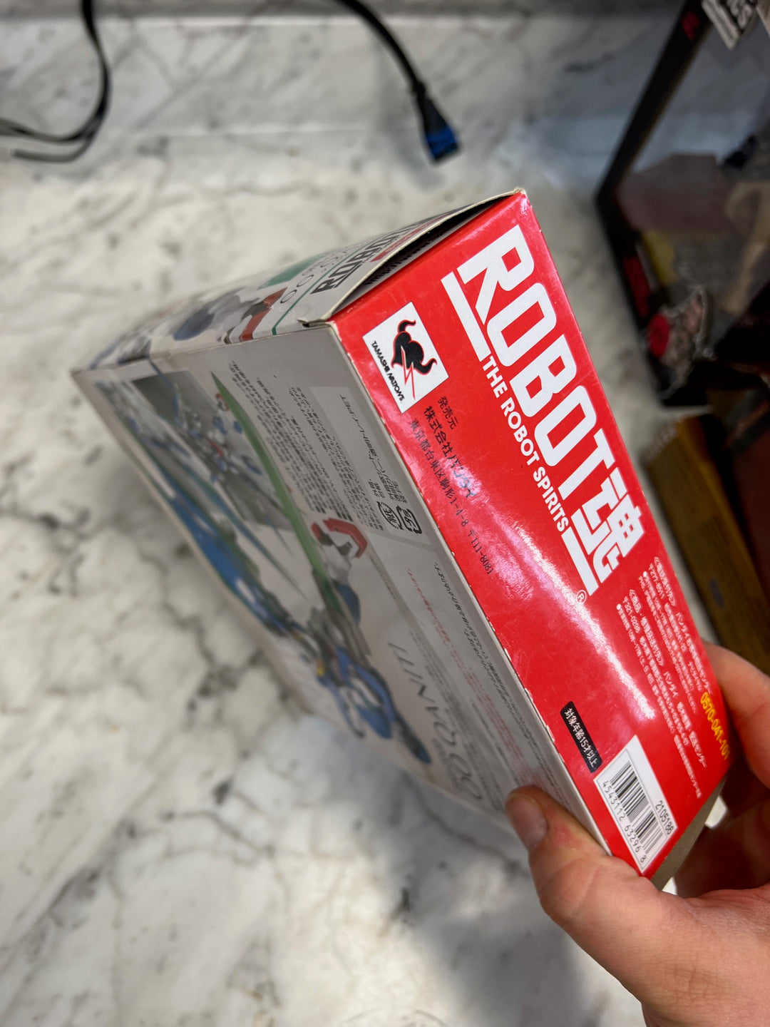 Bandai Hobby Gundam 00 GNT-0000 00 Qan[T] Quanta HG 1/144 Model Kit U4425