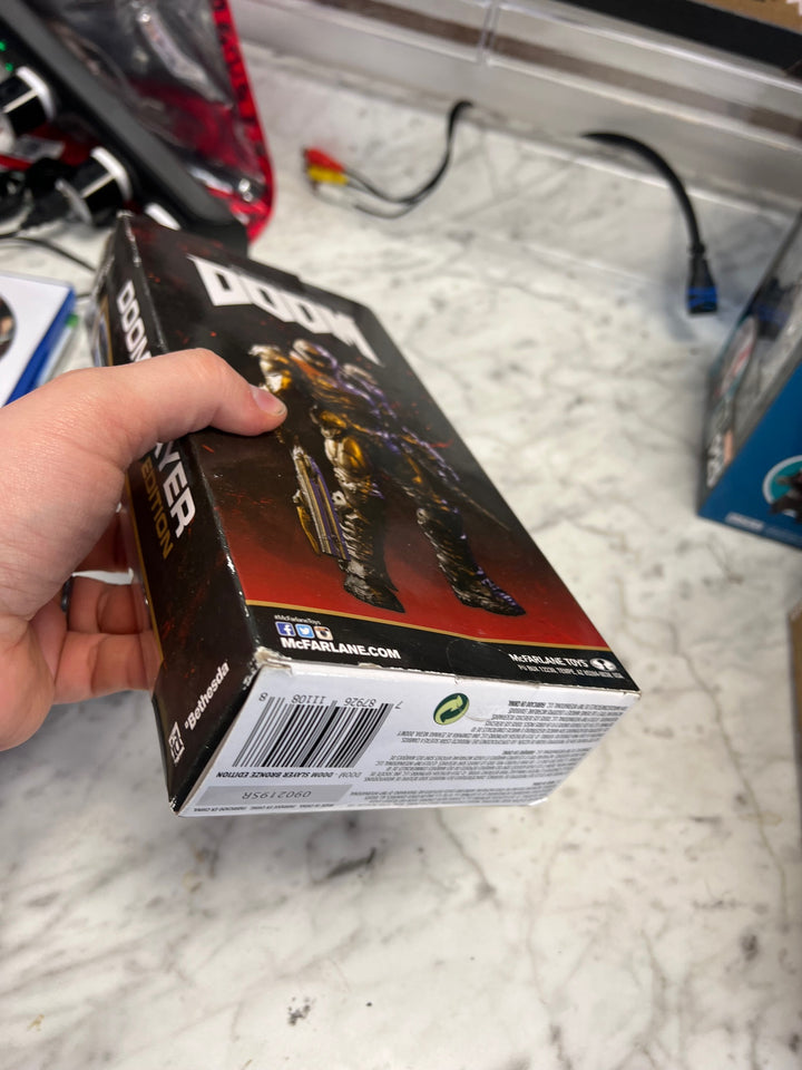 McFarlane Toys Doom Slayer Bronze Edition 7" Action Figure Unopened U4425