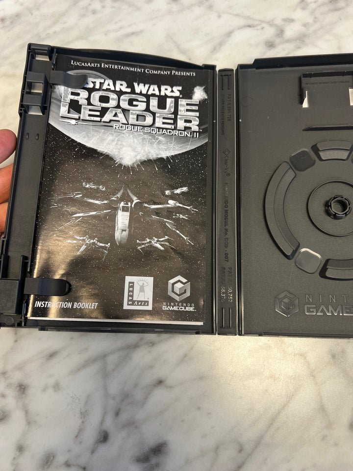 Star Wars Rogue Leader Nintendo Gamecube Case & Manual Only CO63025