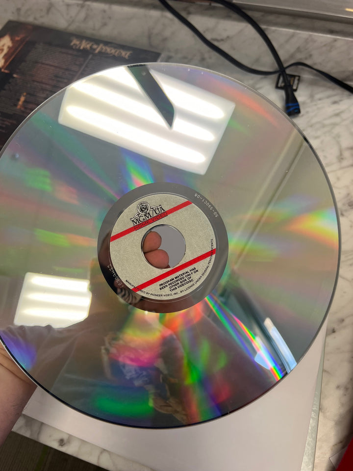 The Apartment (Jack Lemmon) Laserdisc Movie    LD121624