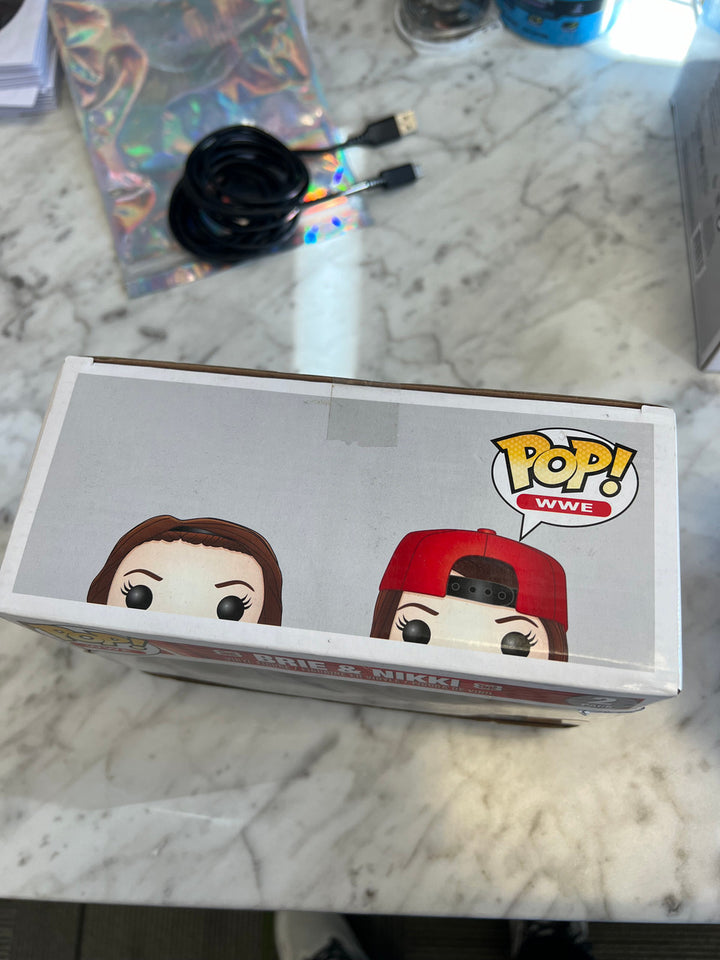 Funko Pop! Vinyl: WWE - 2 Pack - Brie & Nikki - WWE Hologram Sticker (WWE)