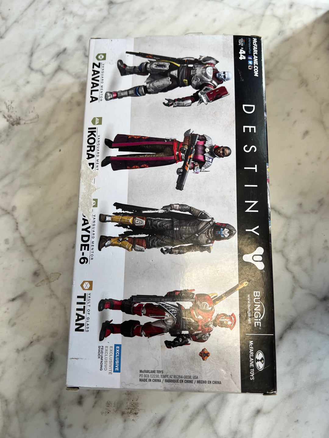 McFarlane Toys 130430 Destiny 2 Zavala 7 Inch Action Figure F4425