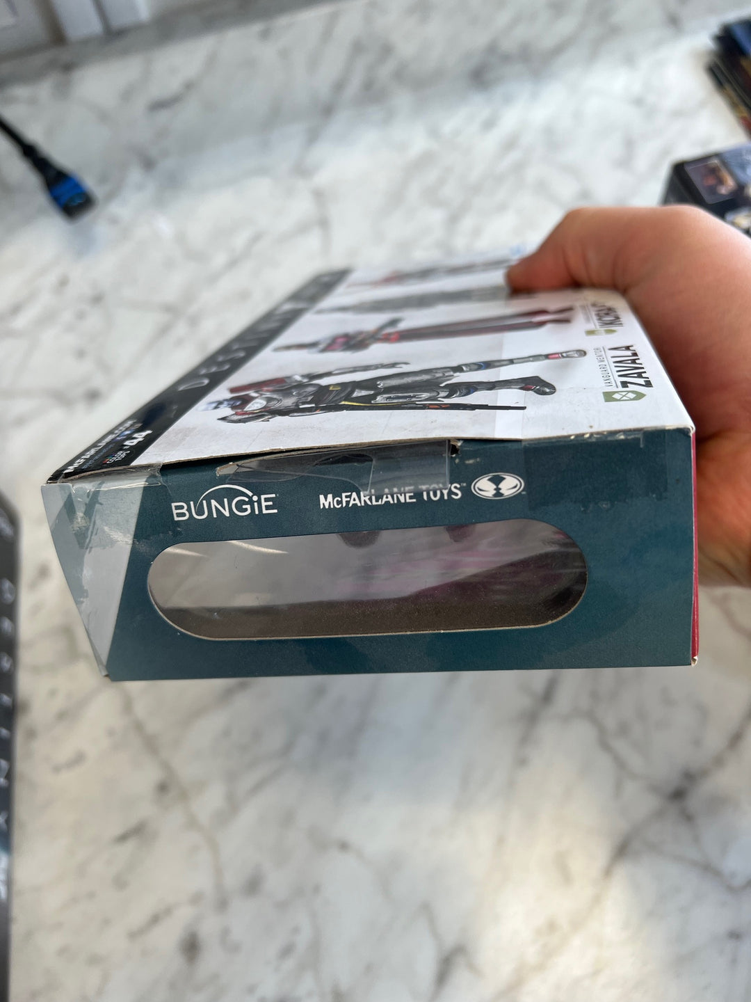 McFarlane Toys 130430 Destiny 2 Zavala 7 Inch Action Figure F4425