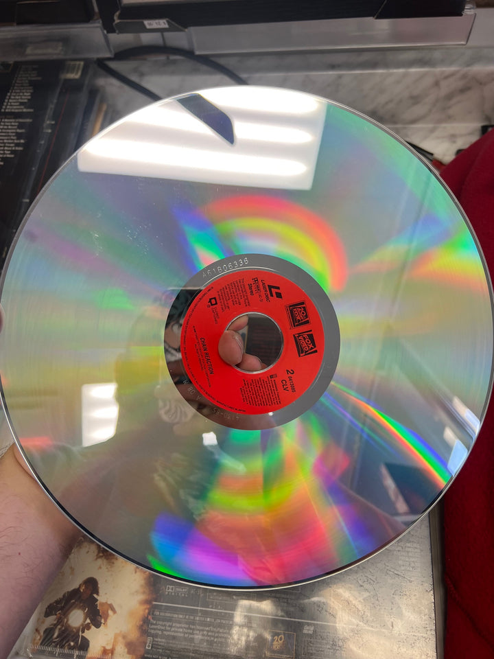 Chain Reaction Laserdisc Movie    LD121624