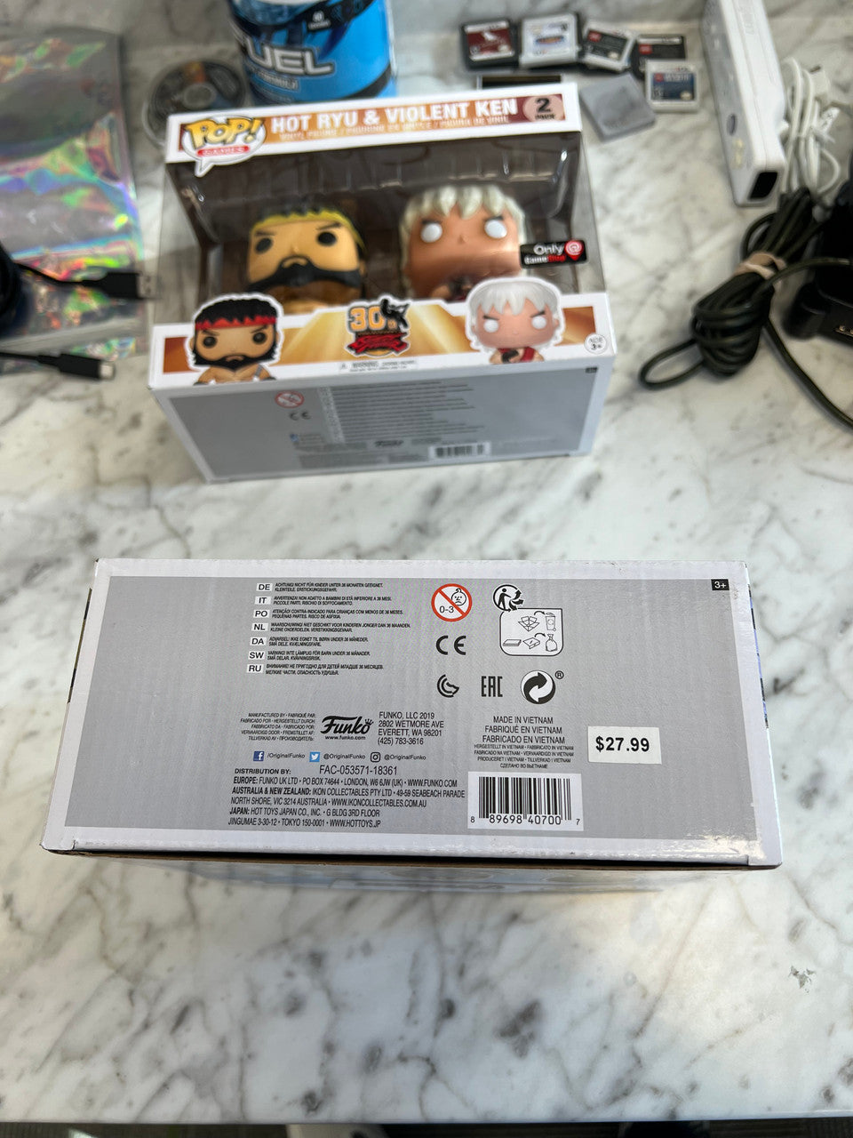 アメコミ Funko Pop Hulk and Thanos B&N Exclusive Amazon.com: POP! Hulk & Thanos Vinyl Bobble-Heads 2 Pack