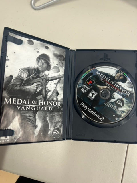 Medal of Honor Vanguard for Playstation 2 PS2 in case. Tested and Working.     DO63024