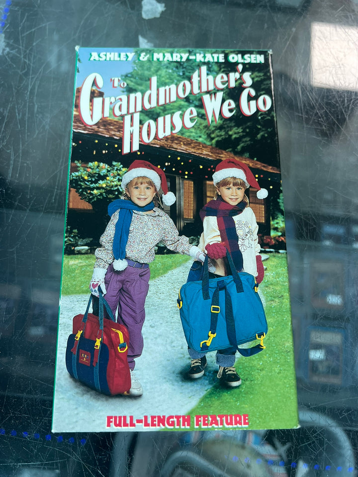 To Grandmother's House We Go VHS (Slipcover) Ashley & Mary-Kate Olsen PM72226