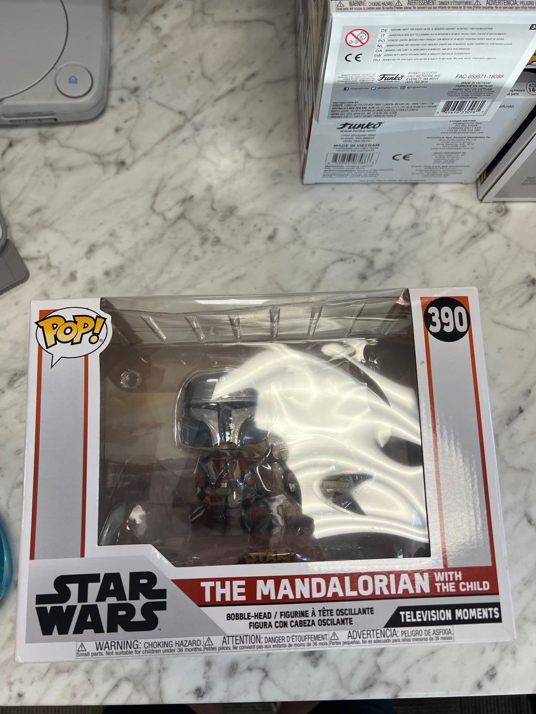 Funko Pop! Moments: Star Wars - The Mandalorian with The Child #390 FP91324