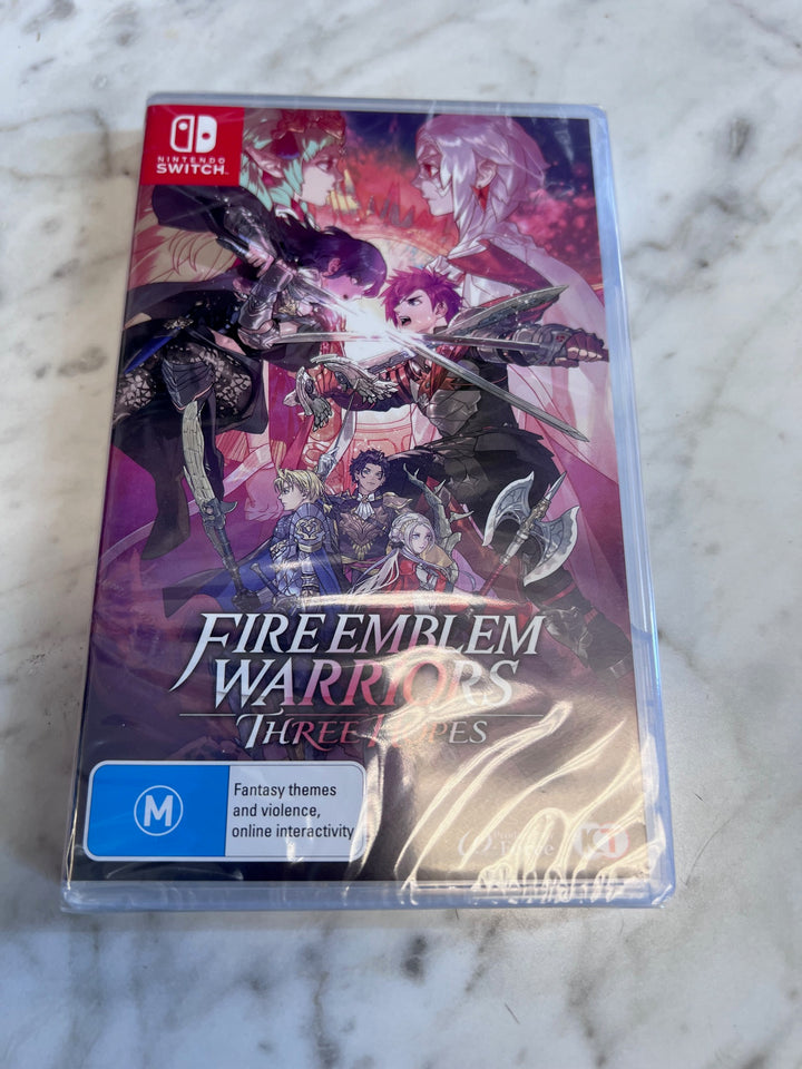 Fire Emblem Warriors Three Hopes - Nintendo Switch S12825