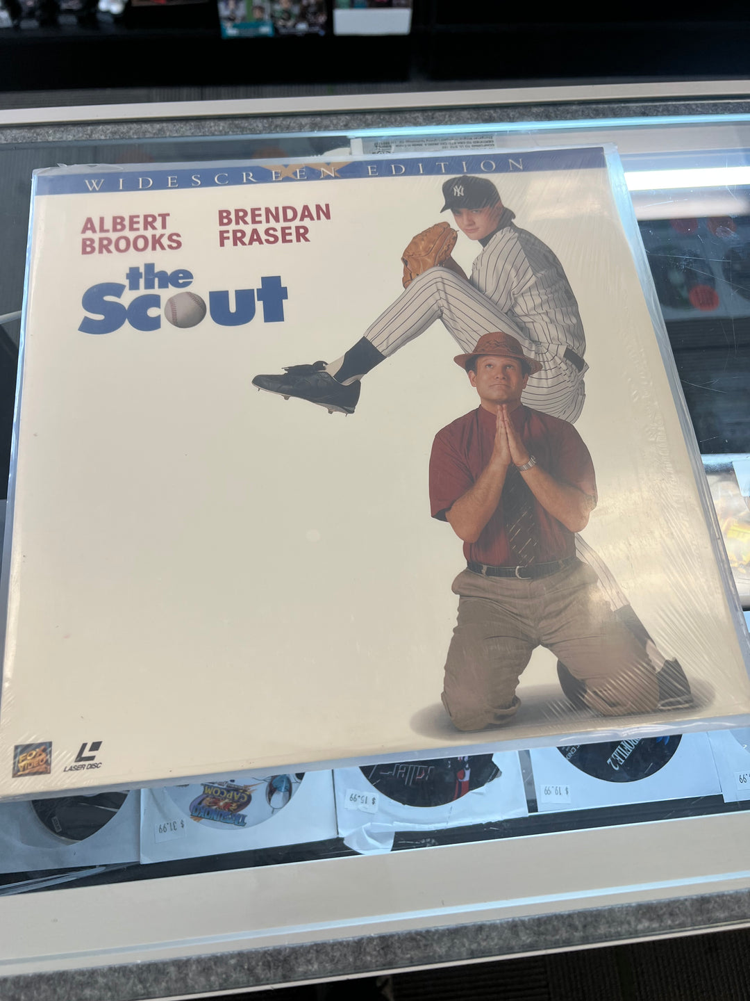 The Scout (Albert Brooks, Brenden Fraser) Widescreen Laserdisc Movie    LD121724