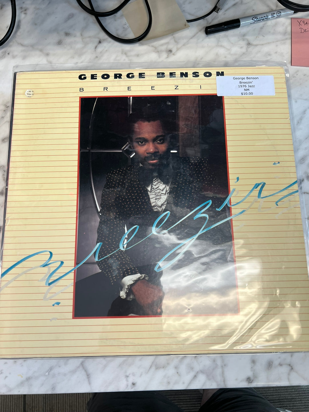 George Benson - Breezin' (1976) NM Condition Vinyl Record VR72326