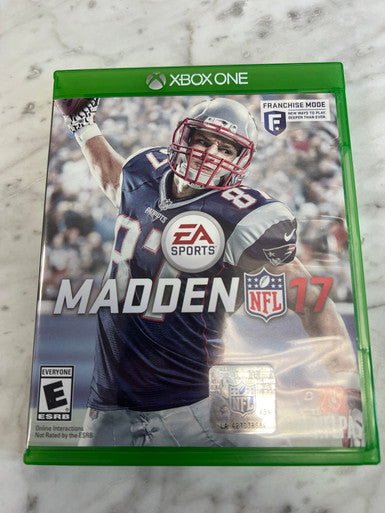 Madden NFL 17 Xbox One Complete used
