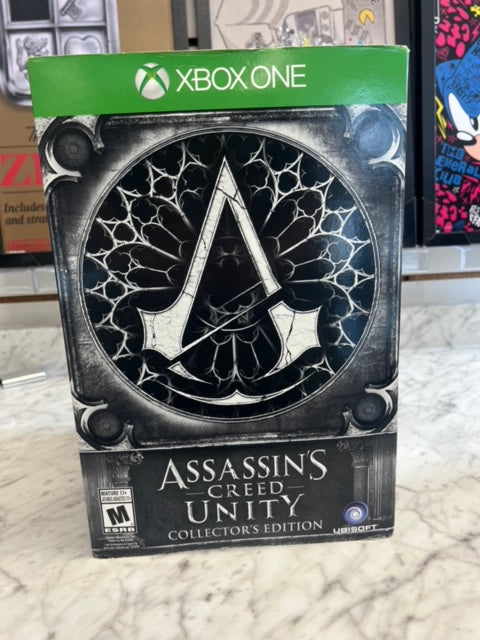 Assassin's Creed: Unity - Collector's Edition MS Xbox One, Statue & Book Only