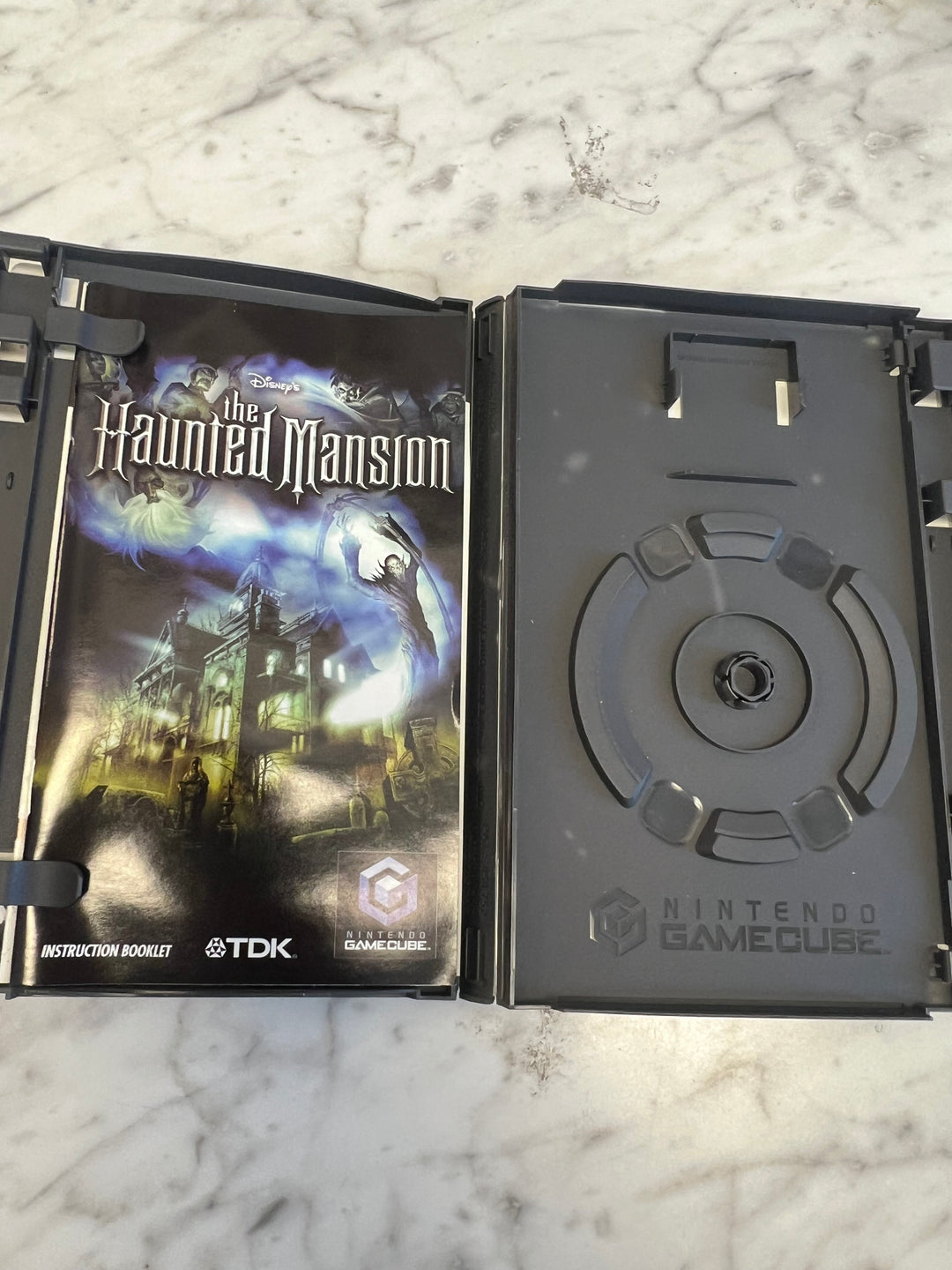 The Haunted Mansion Nintendo Gamecube CASE & MANUAL ONLY C4925