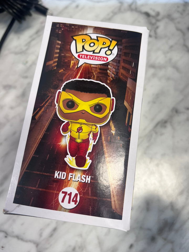 Funko Pop! Television Kid Flash #714 The Flash Fastest Man Alive Squished Box FP12326