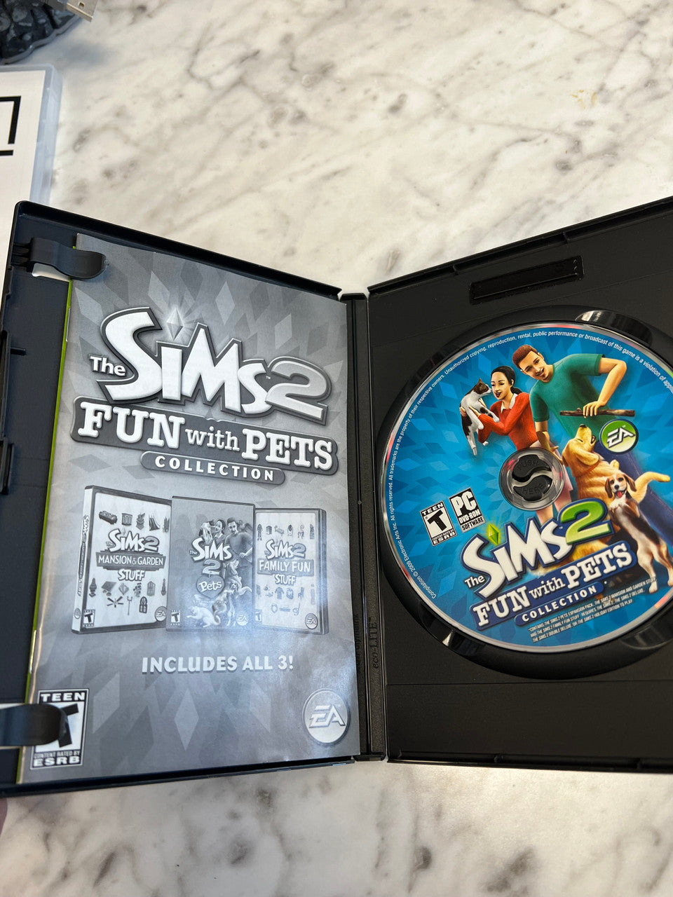 Sims 2: Fun With Pets Collection (PC, 2010) **COMPLETE COPY WITH CD KEY**