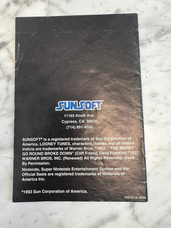 Daffy Duck The Marvin Missions SNES Super Nintendo Manual ONLY M4925