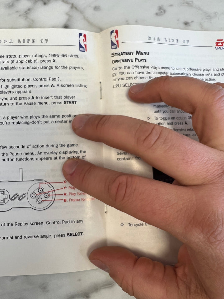 NBA Live 97 SNES Super Nintendo Manual ONLY M4925
