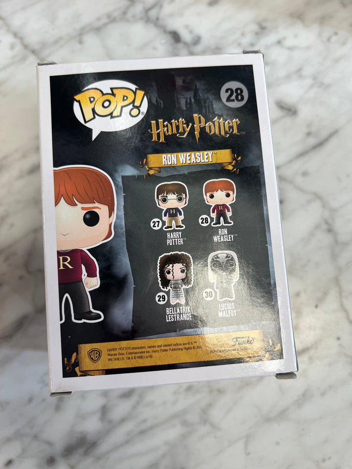 Funko Pop! Ron Weasley #28 Christmas Sweater Harry Potter Hot Topic Exclusive FP121824