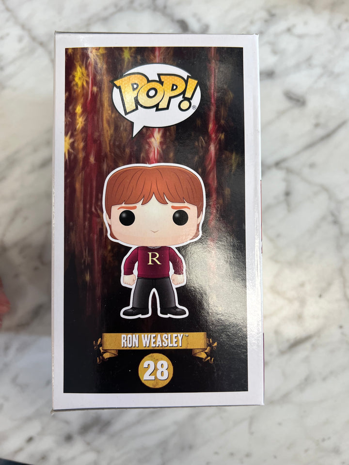 Funko Pop! Ron Weasley #28 Christmas Sweater Harry Potter Hot Topic Exclusive FP121824