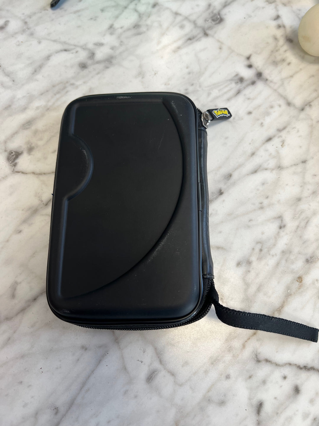 Nintendo 3DS XL Charizard Pokemon Carry Case/Game Traveler Used A41025