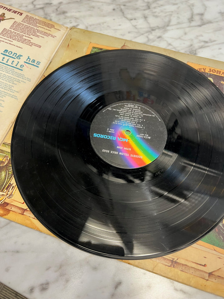 Elton John - Goodbye Yellow Brick Road Vinyl Record   VR92124