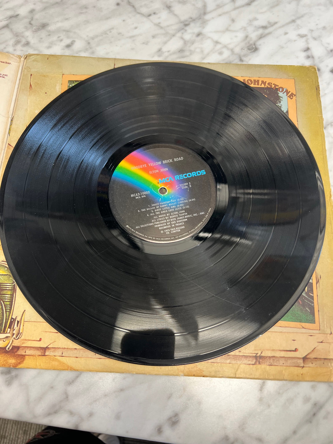 Elton John - Goodbye Yellow Brick Road Vinyl Record   VR92124