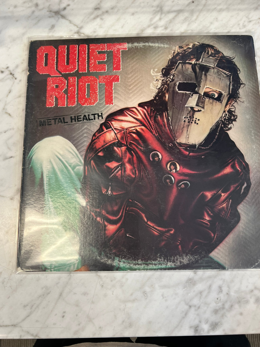 Quiet Riot - Metal Health VG+ Condition Vinyl Record VR8226